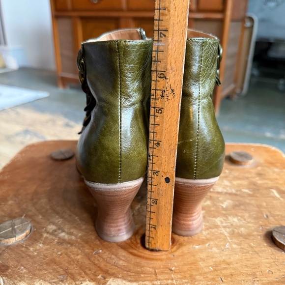 MIZ MOOZ Collection Green Alisa Leather Ankle Boots With Heel Sz 39 8.5 - Picture 5 of 7